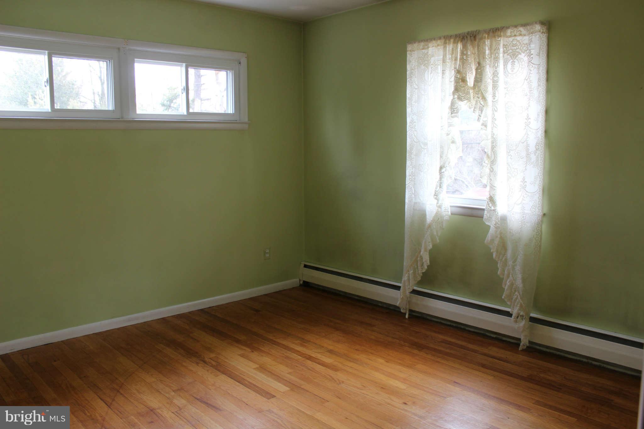 10111 Tipperary Road Baltimore, MD 21234 - Photo 7 of 23 Bedroom