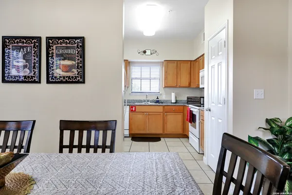 $265,000 | 6160 Eckhert Road, Unit 1721, San Antonio, TX 78240
