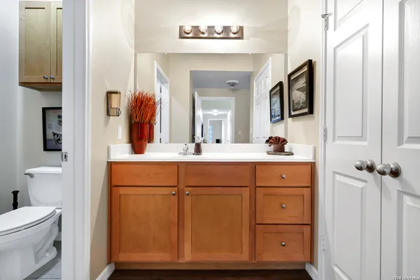 $265,000 | 6160 Eckhert Road, Unit 1721, San Antonio, TX 78240
