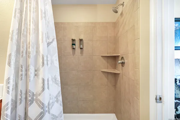 $265,000 | 6160 Eckhert Road, Unit 1721, San Antonio, TX 78240