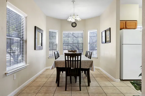 $265,000 | 6160 Eckhert Road, Unit 1721, San Antonio, TX 78240