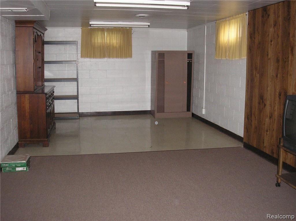 1471 Mertz Road Caro, MI 48723 - Photo 10 of 12 1471 Mertz Basement 3.jpg