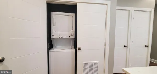 $2,400 | 3110 Georgia Avenue Northwest, Unit 403, Washington, DC 20010