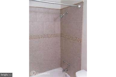 1435 4th Street Southwest, Unit B211 Washington, DC 20024 - Photo 15 of 30 Bath