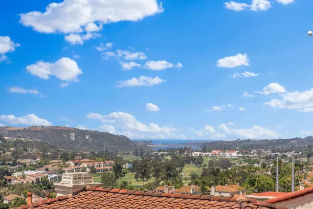 $900,000 | 3127 Vista Rica, Carlsbad, CA 92009