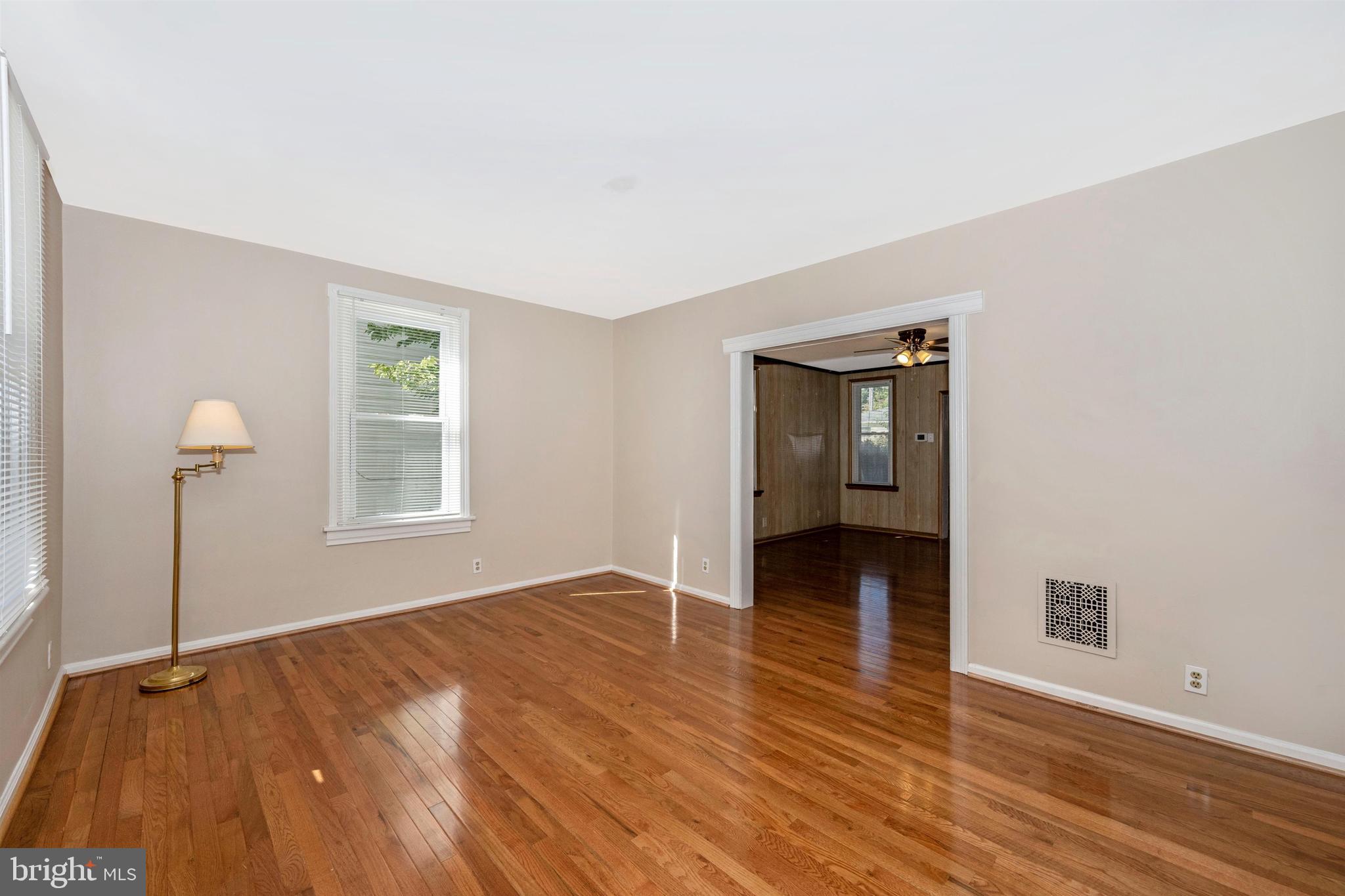 439 Ridge Avenue Hagerstown, MD 21740 - Photo 4 of 54 Gallery Image 4