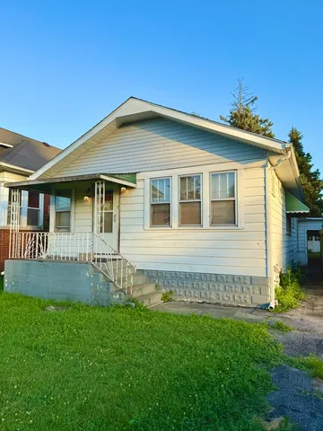 $95,000 | 2253 138th Street, Blue Island, IL 60406