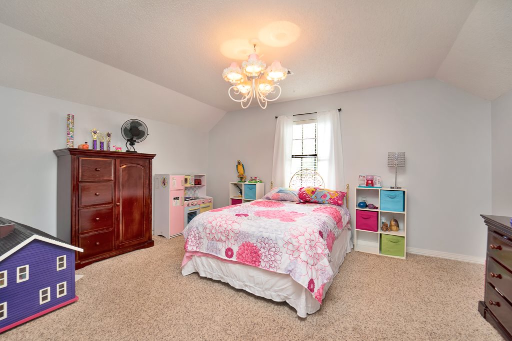 113 Avon Circle East Daphne, AL 36526 - Photo 25 of 34 Bedroom