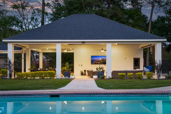 $925,000 | 13303 Lost Creek Road, Tomball, TX 77375