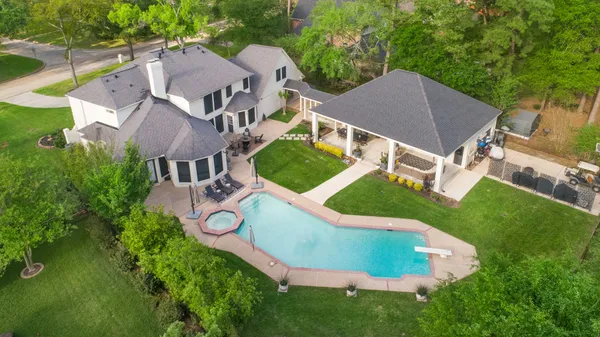 $925,000 | 13303 Lost Creek Road, Tomball, TX 77375