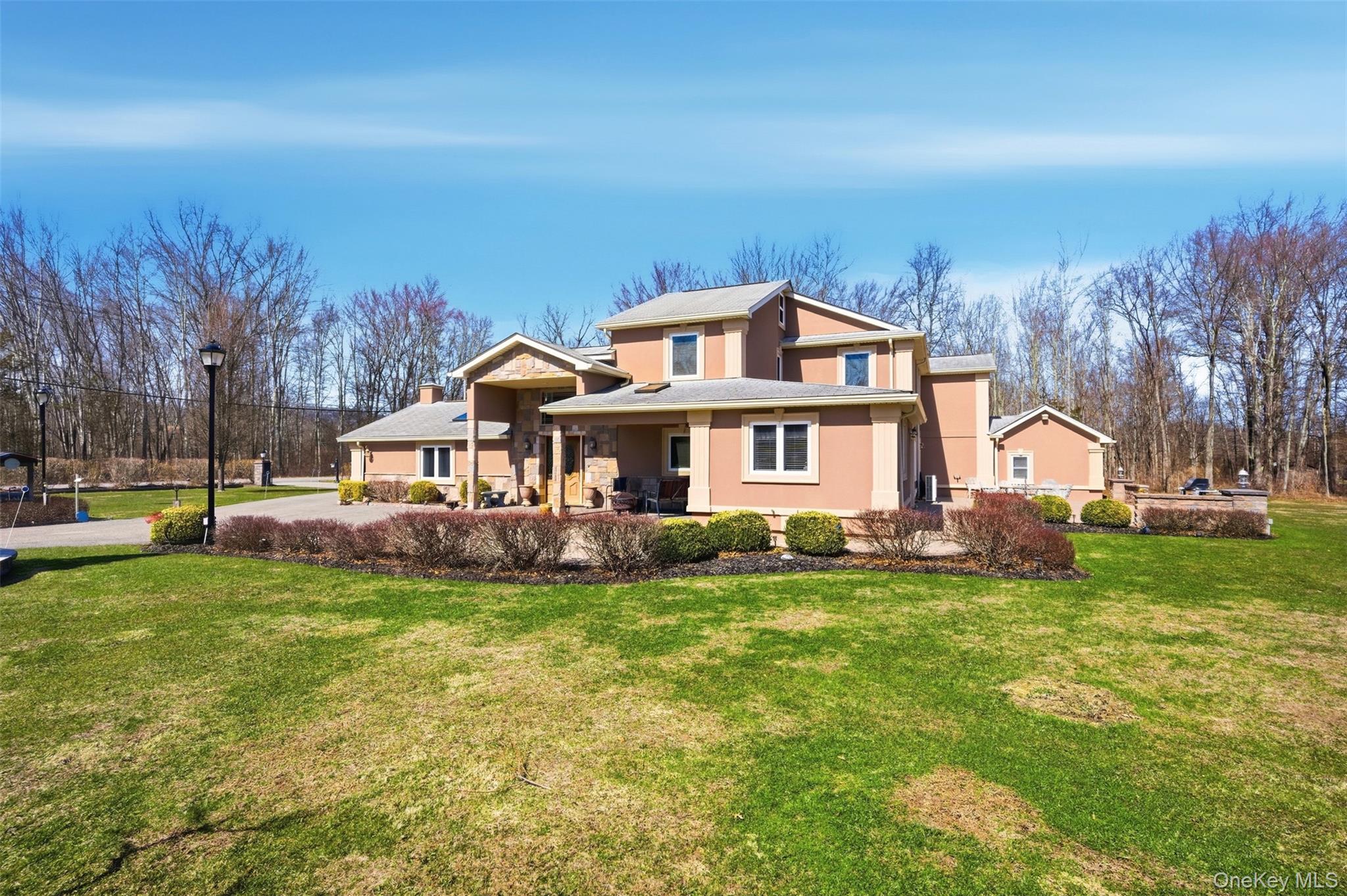 801 Albany Post Road Gardiner, NY 12561 - Photo 3 of 39