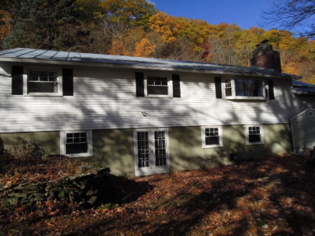 20 Bramley Way Rockingham, VT 05101 - Photo 3 of 29 Gallery Image 3