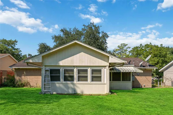 $1,950 | 12119 Dunlap Street, Houston, TX 77035