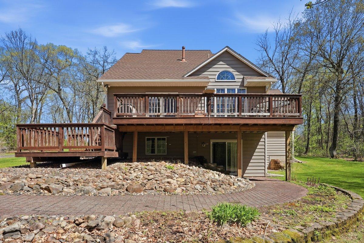 208 Country Oaks Road River Falls, WI 54022 - Photo 33 of 36