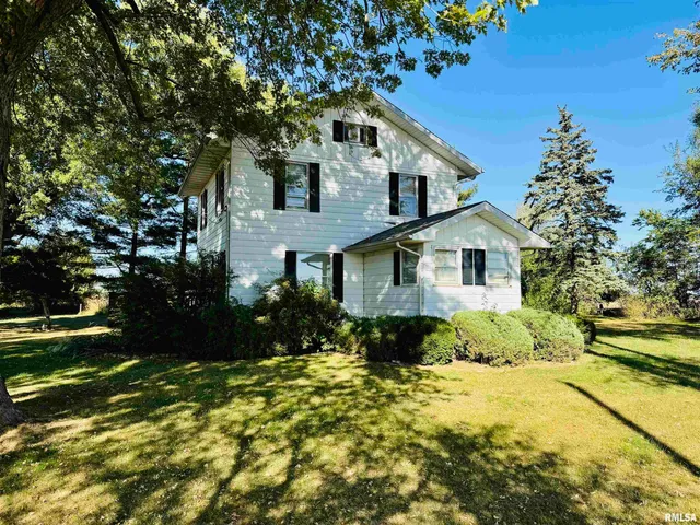 $390,000 | 1457 Knox Highway 17, Gilson, IL 61436