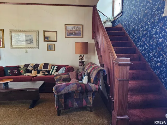 $390,000 | 1457 Knox Highway 17, Gilson, IL 61436