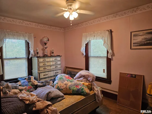 $390,000 | 1457 Knox Highway 17, Gilson, IL 61436