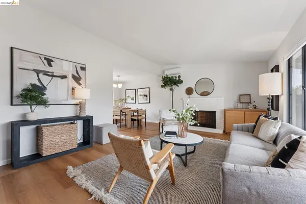 $1,195,000 | 5200 Pinecrest Drive, Oakland, CA 94605