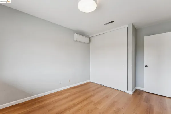 $1,195,000 | 5200 Pinecrest Drive, Oakland, CA 94605