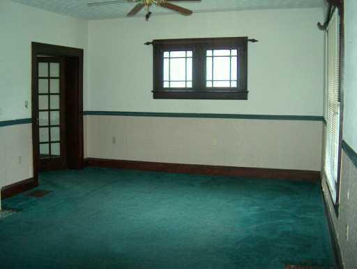 231 East Cecil Street Springfield, OH 45503 - Photo 6 of 8