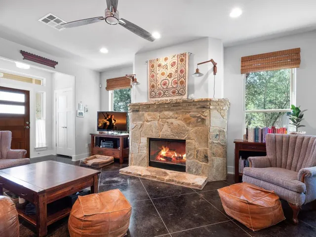 $2,600 | 10103 Twin Lake Loop, Dripping Springs, TX 78620