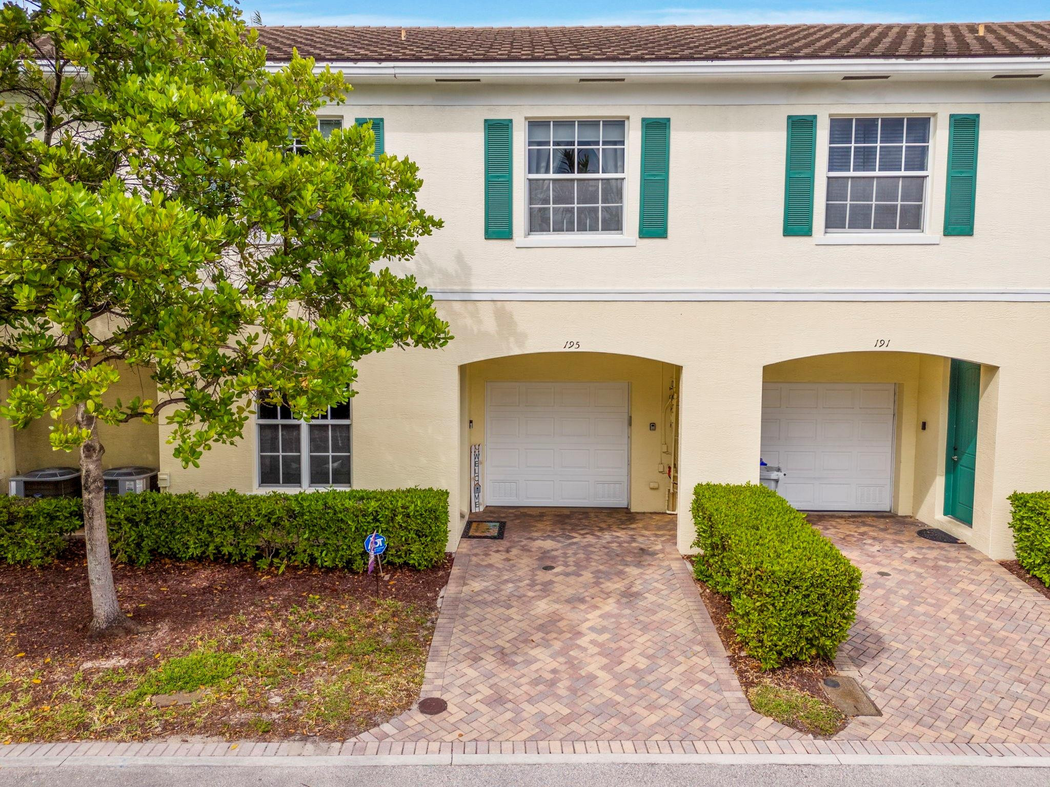 195 Southwest 7th Street Pompano Beach, FL 33060 - Photo 5 of 48 Photo 5