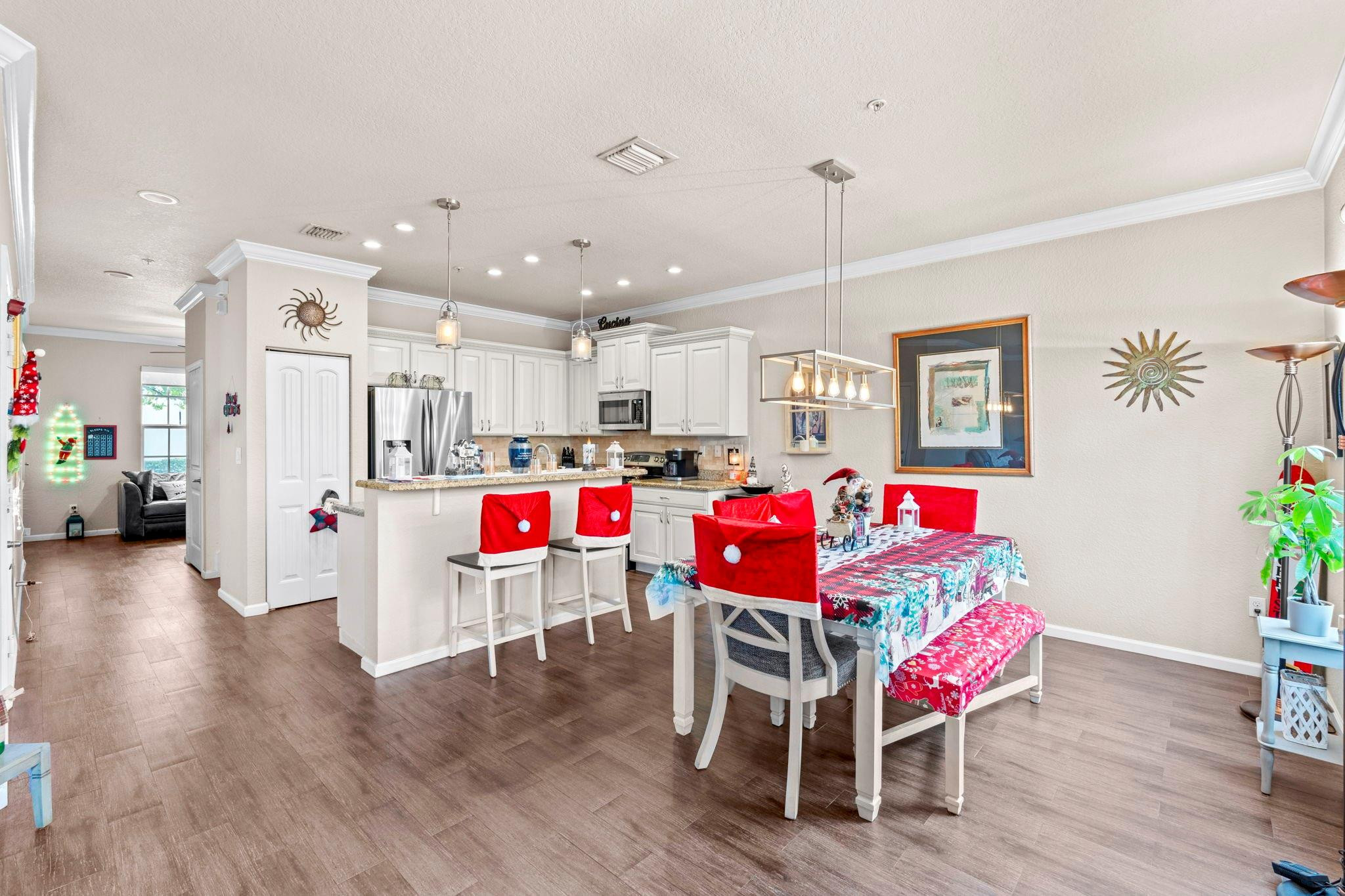 195 Southwest 7th Street Pompano Beach, FL 33060 - Photo 6 of 48 Photo 6