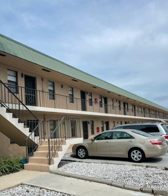 1041 Southeast Monterey Road, Unit B21 Stuart, FL 34994 - Photo 1 of 12 Building Front