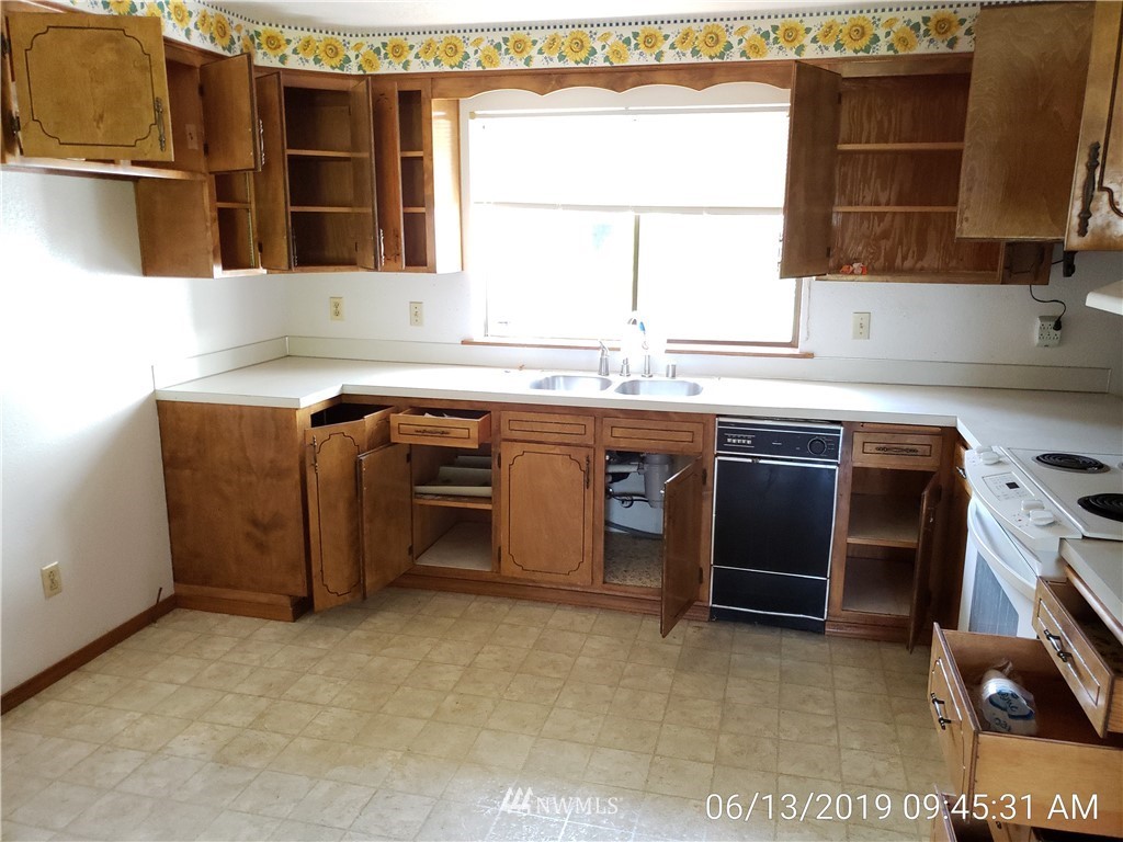 21238 Lafayette Road Burlington, WA 98233 - Photo 2 of 10 Gallery Image 2