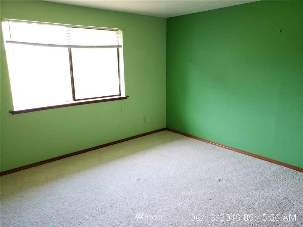 21238 Lafayette Road Burlington, WA 98233 - Photo 5 of 10 Gallery Image 5