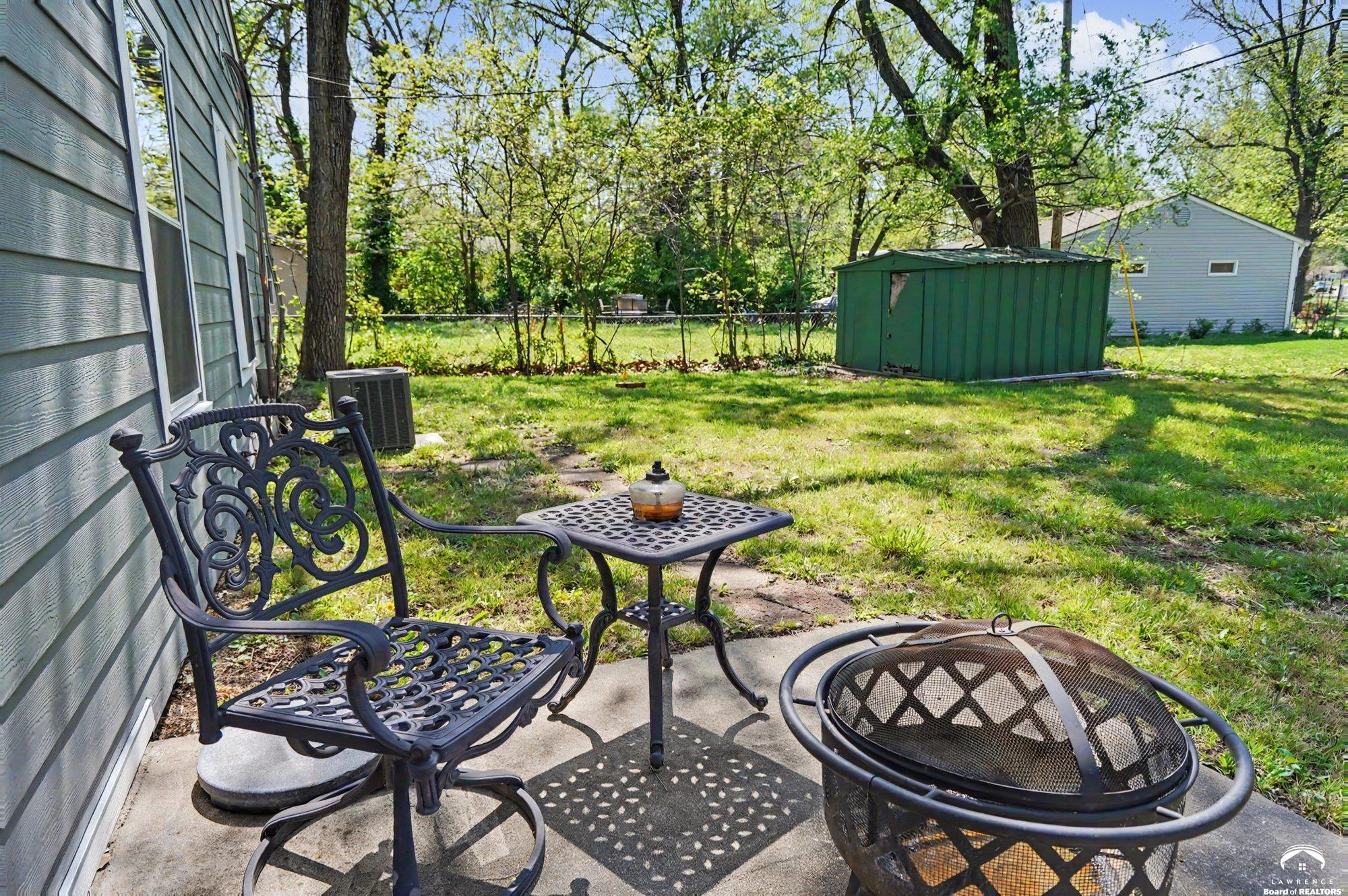 1727 Maple Lane Lawrence, KS 66044 - Photo 22 of 26