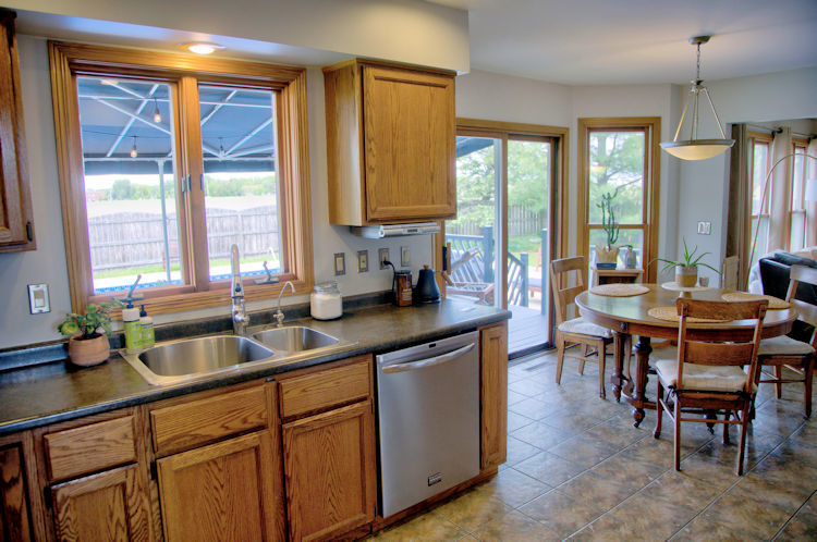 1311 Sunset Terrace Rochelle, IL 61068 - Photo 9 of 20 a kitchen with lots of counter top space