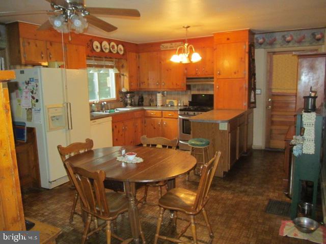 825 Low Dutch Road Gettysburg, PA 17325 - Photo 14 of 27