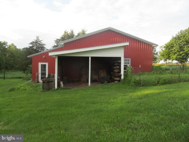 825 Low Dutch Road Gettysburg, PA 17325 - Photo 4 of 27