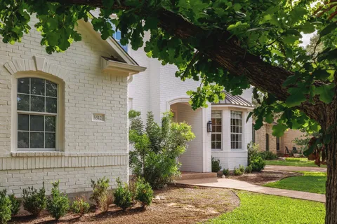 $1,300,000 | 5512 Ballenton Lane, Austin, TX 78739