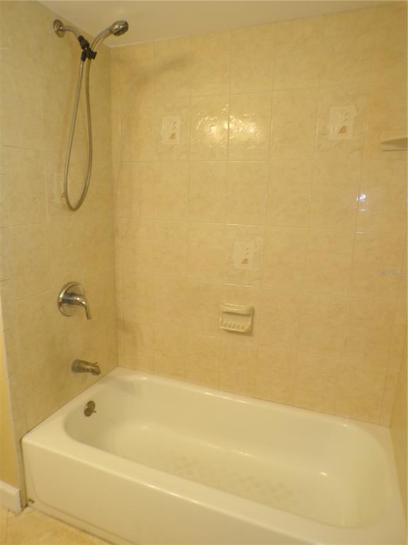 4131 Yorketowne Road Orlando, FL 32812 - Photo 35 of 53 Hallway bathroom