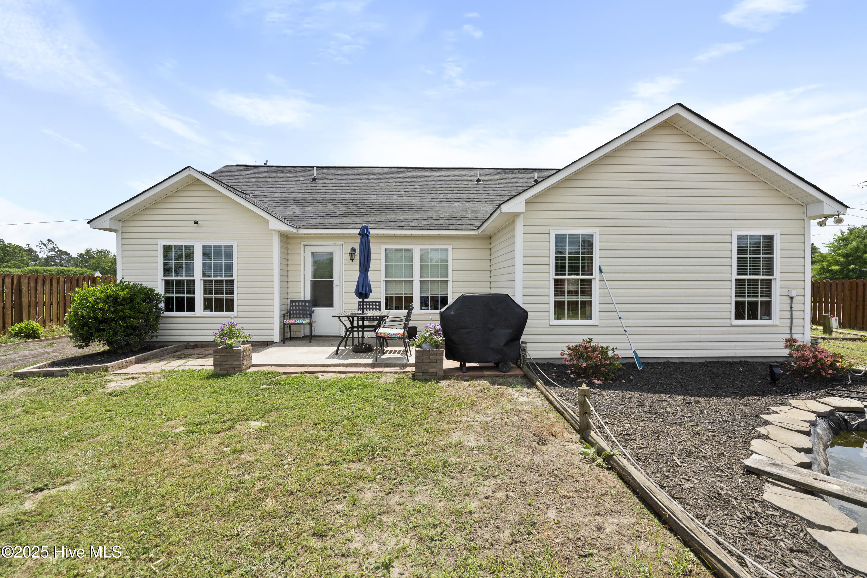 201 Cherry Blossom Drive Richlands, NC 28574 - Photo 45 of 47 mls-DSC01274