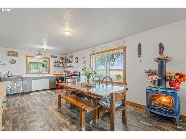 $3,500,000 | 1201 Highway 26, Madras, OR 97741