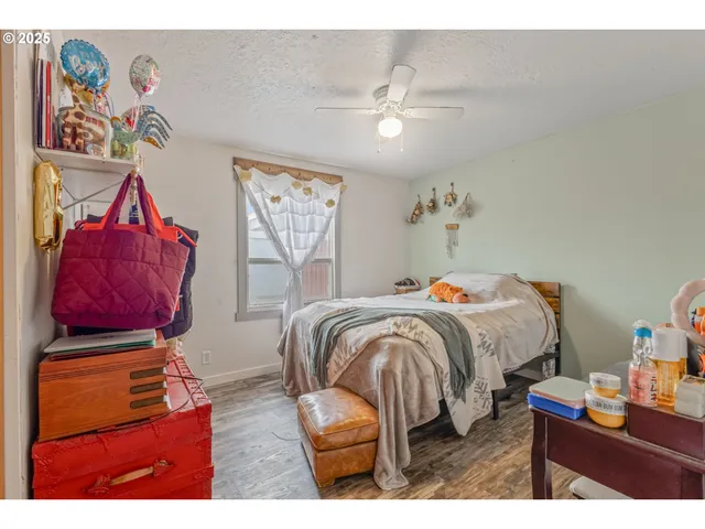 $3,500,000 | 1201 Highway 26, Madras, OR 97741