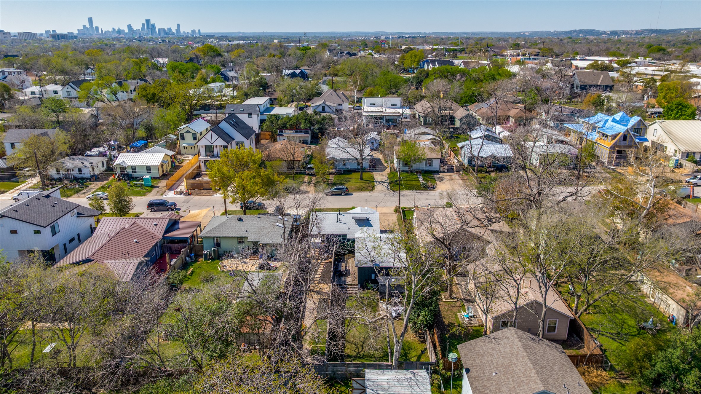 2012 Payne Avenue, Unit A Austin, TX 78757 - Photo 34 of 35 an aerial view of multiple house