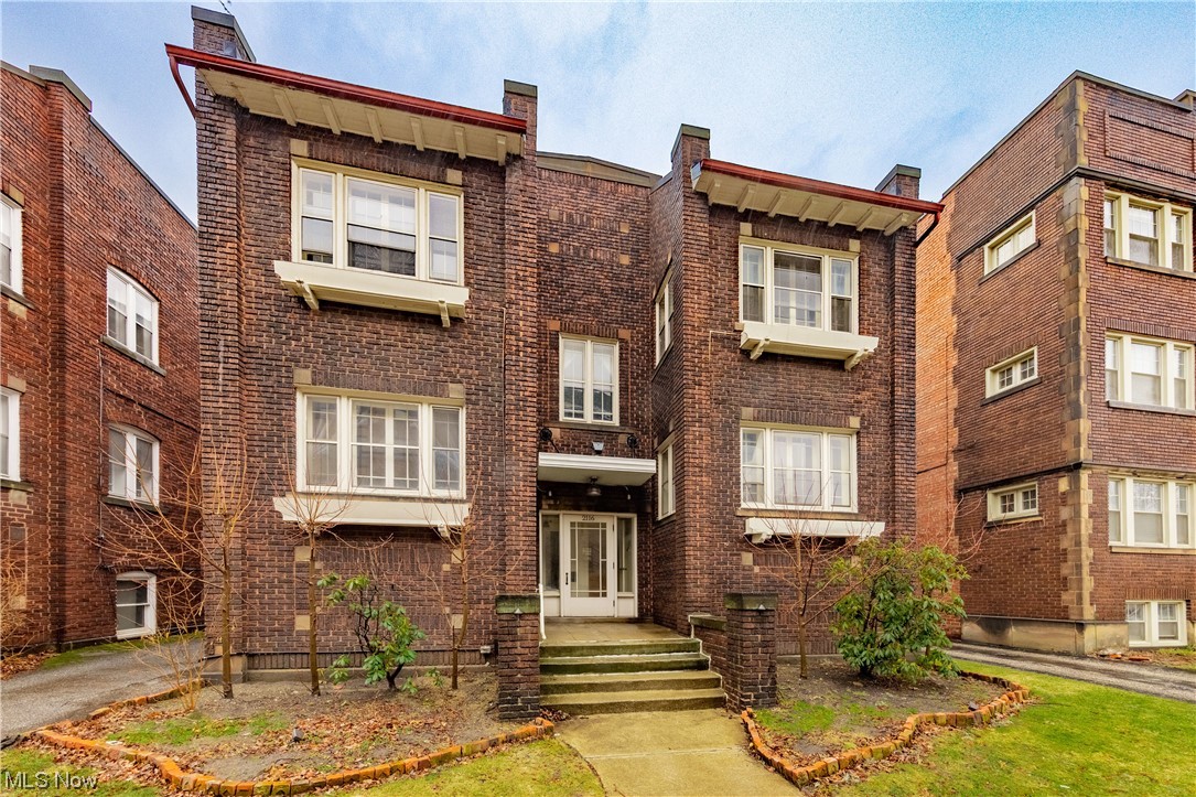 2116 Surrey Road, Unit 5 Cleveland, OH 44106 - Photo 1 of 19 Welcome to 2116 Surrey Road. Unit #5 is located on the lower level.