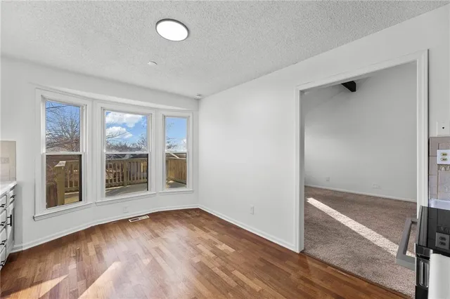 $299,975 | 4921 South Peck Avenue, Independence, MO 64055