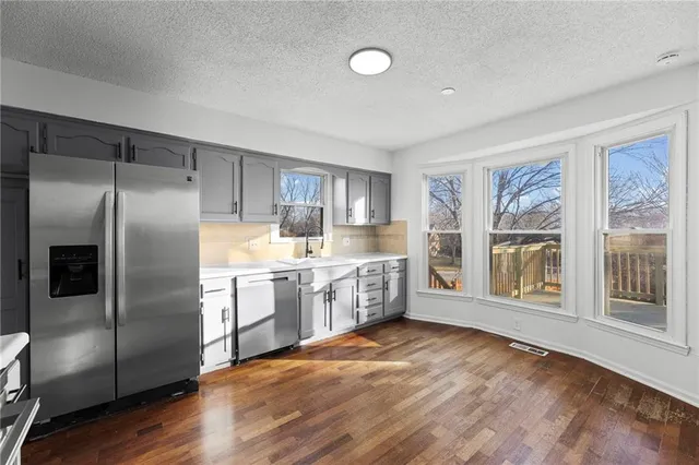 $299,975 | 4921 South Peck Avenue, Independence, MO 64055