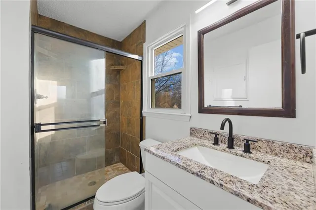 $299,975 | 4921 South Peck Avenue, Independence, MO 64055