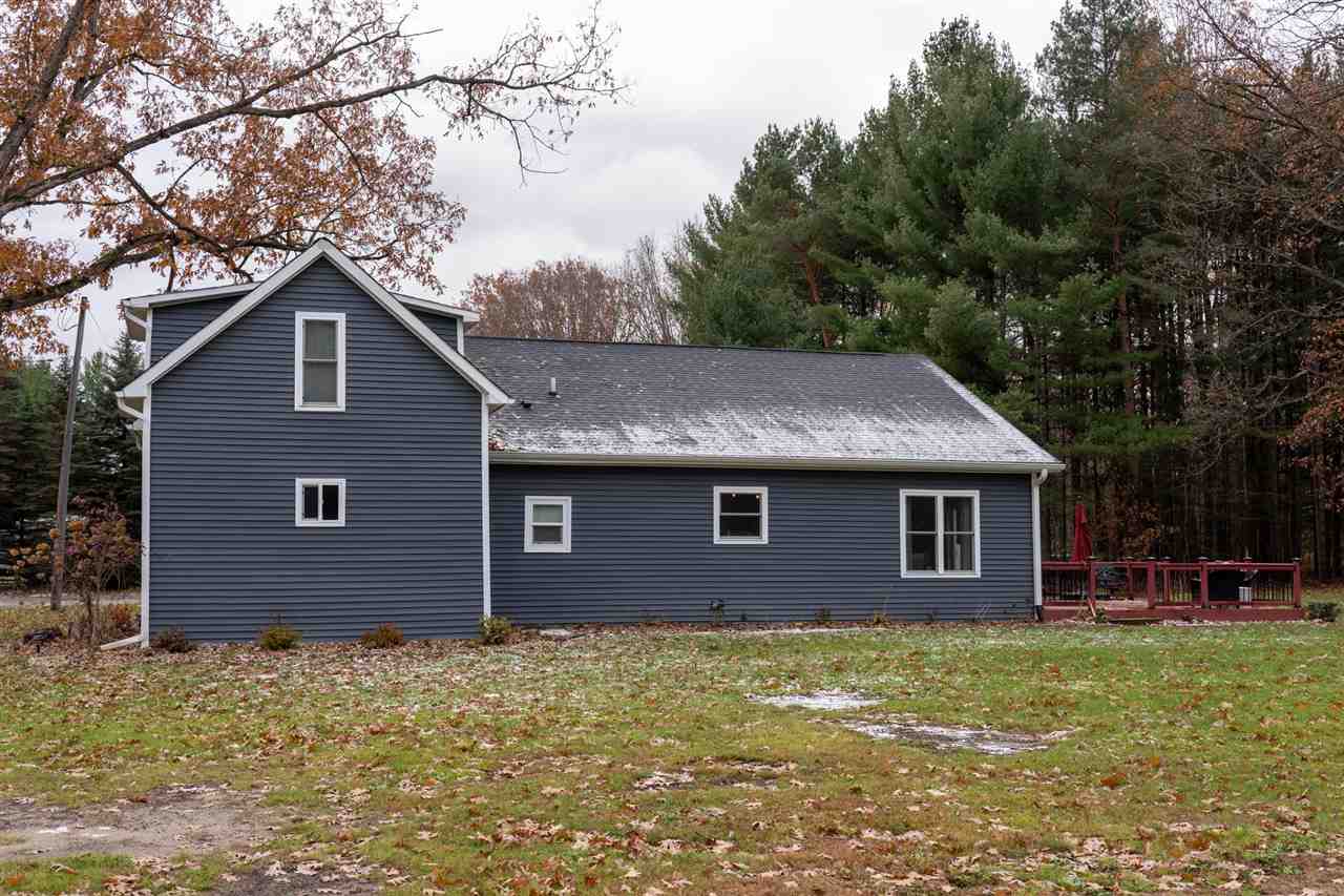 791 North Coleman Road Shepherd, MI 48883 - Photo 7 of 59 1895062-6.JPG