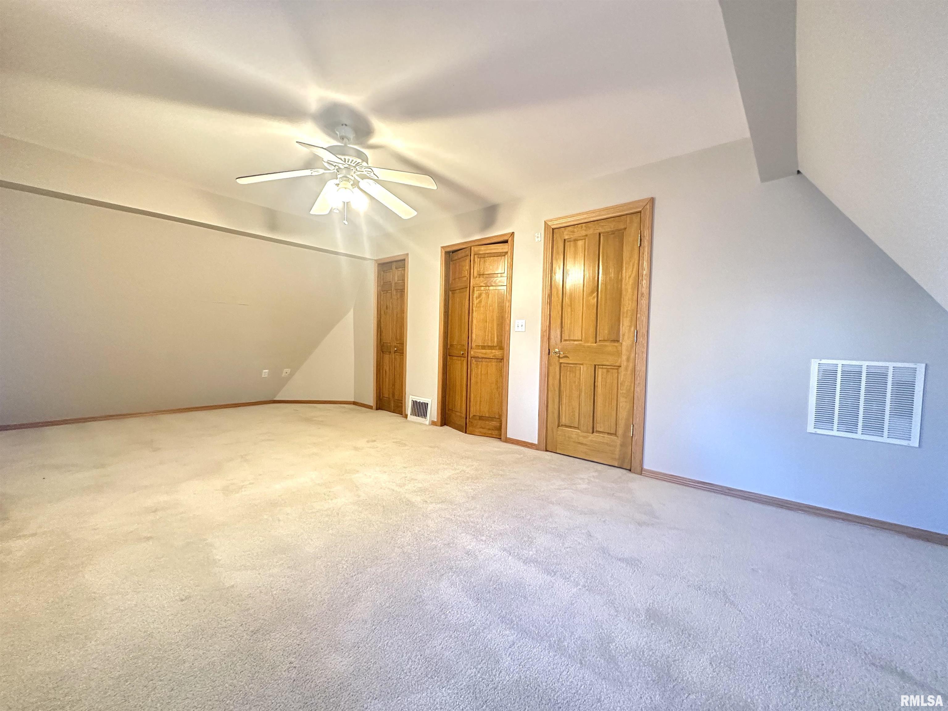 204 North MacArthur Boulevard Springfield, IL 62702 - Photo 13 of 14 Gallery Image 13