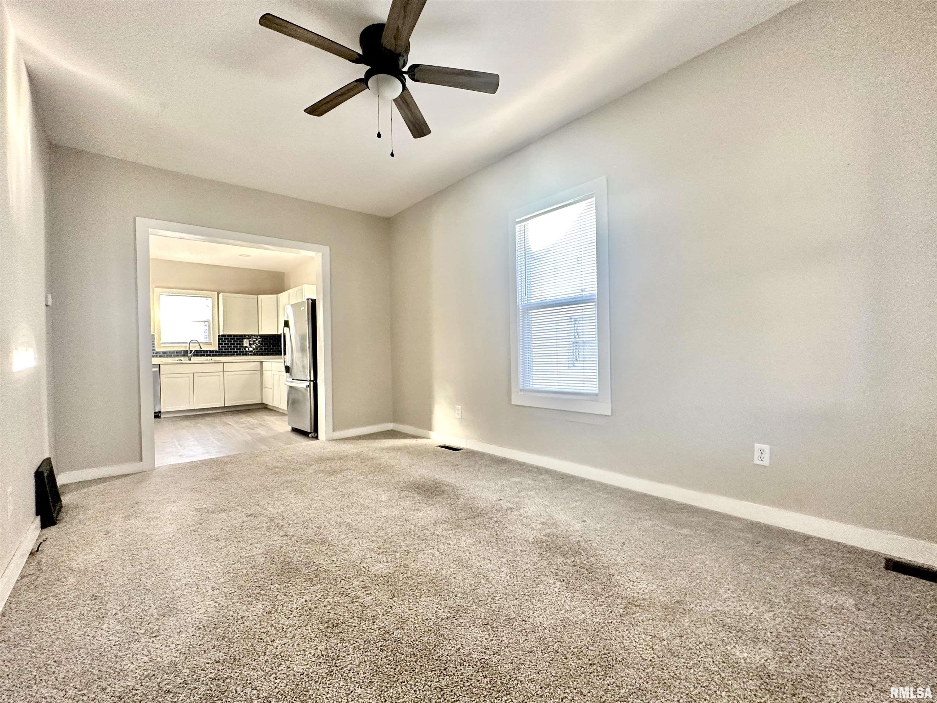 204 North MacArthur Boulevard Springfield, IL 62702 - Photo 4 of 14 Gallery Image 4