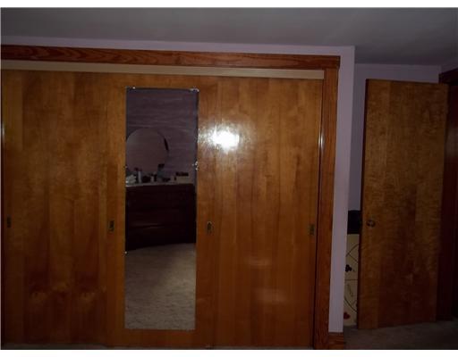 71 Old Post Road Kittery, ME 03904 - Photo 10 of 15 Bedroom.