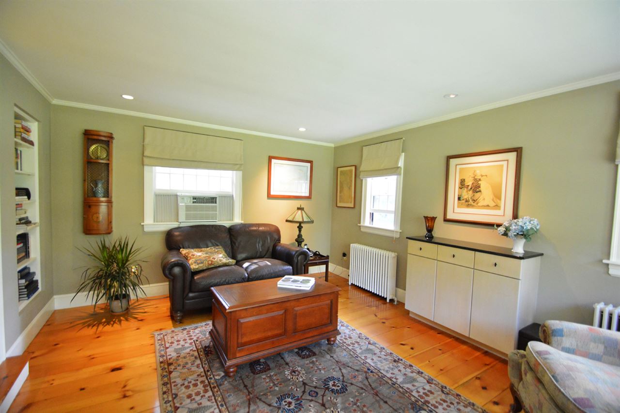 28 Newmarket Road Durham, NH 03824 - Photo 18 of 40