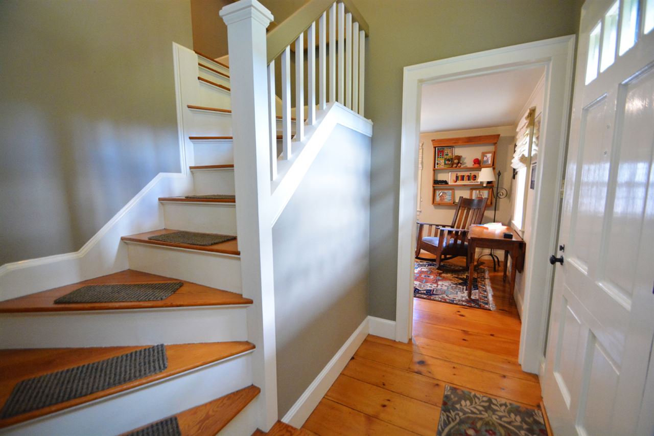 28 Newmarket Road Durham, NH 03824 - Photo 21 of 40